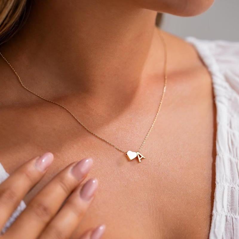 🎁Tunt Initialhalsband Gyllene Hjärta Bokstav A-Z