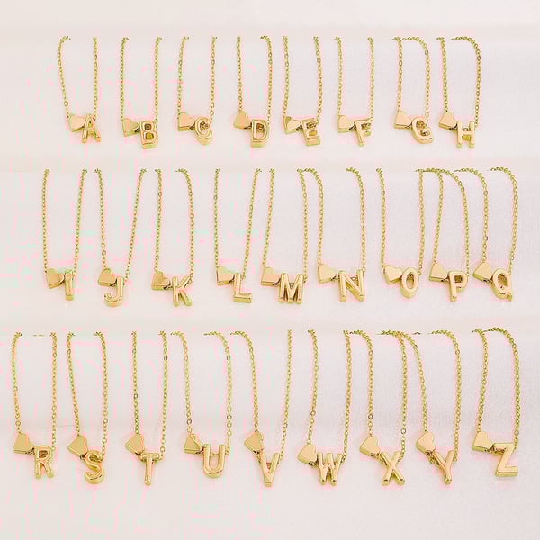 🎁Tunt Initialhalsband Gyllene Hjärta Bokstav A-Z