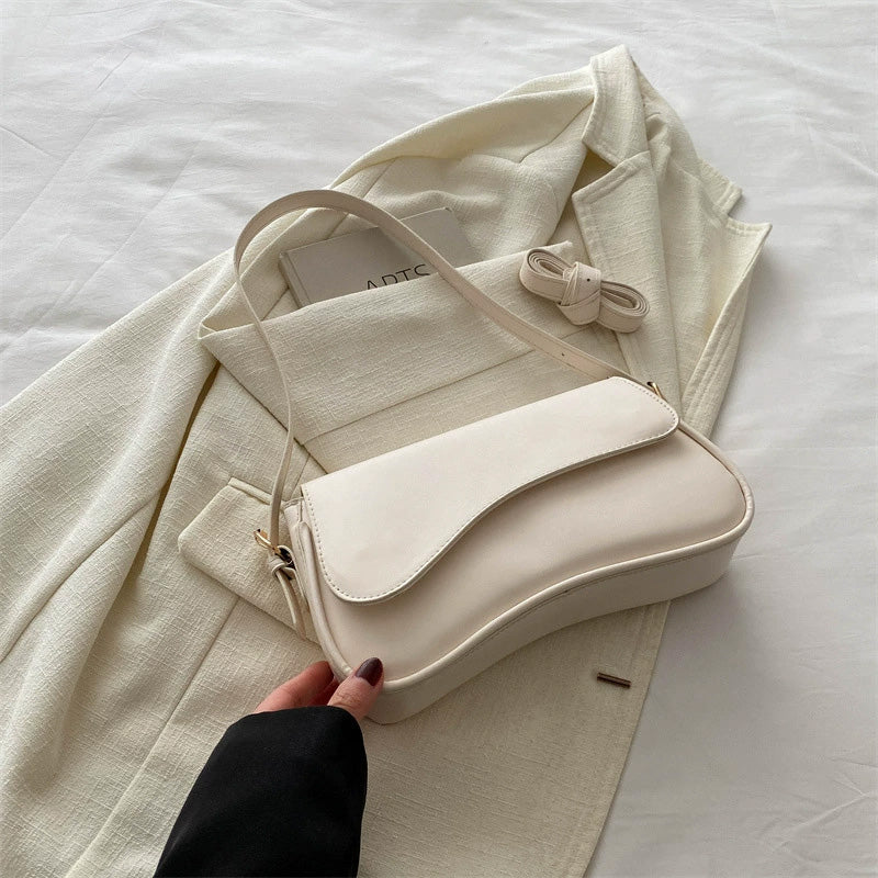 Fransk liten axelväska · Den senaste trenden 💼✨