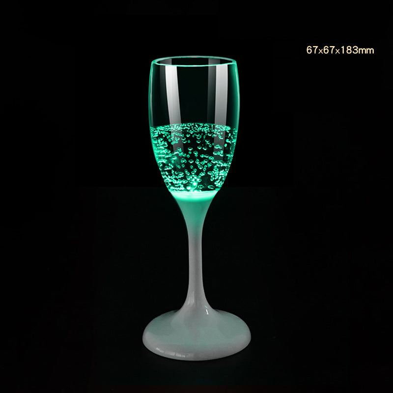 đ„I mörkret, ljusa champagneglas