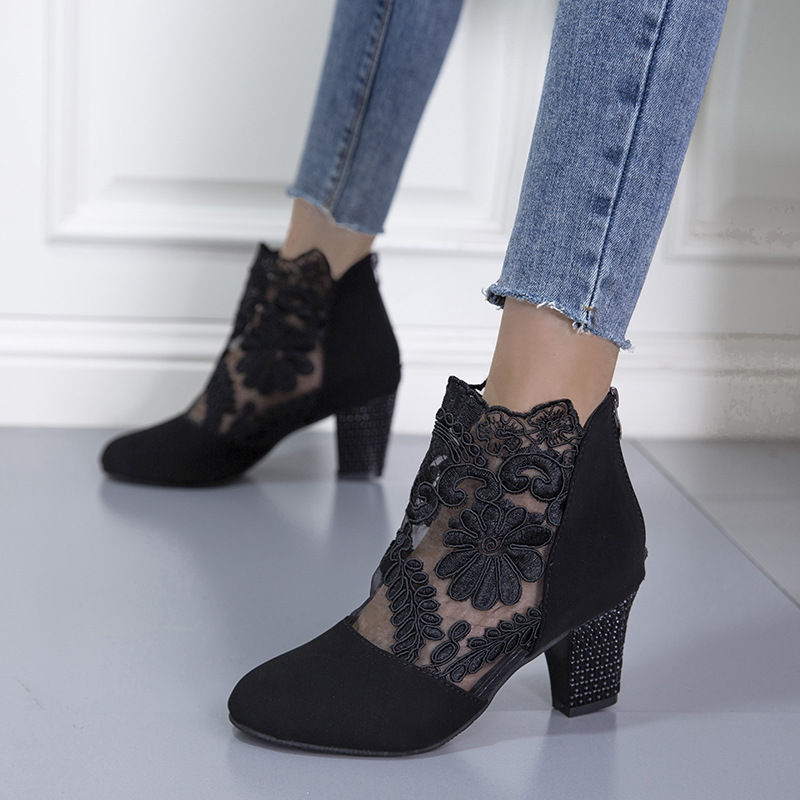 Damen High Heels mit eleganter Spitze für den Sommer/Women's högklackade damklackar med elegant spets för sommaren
