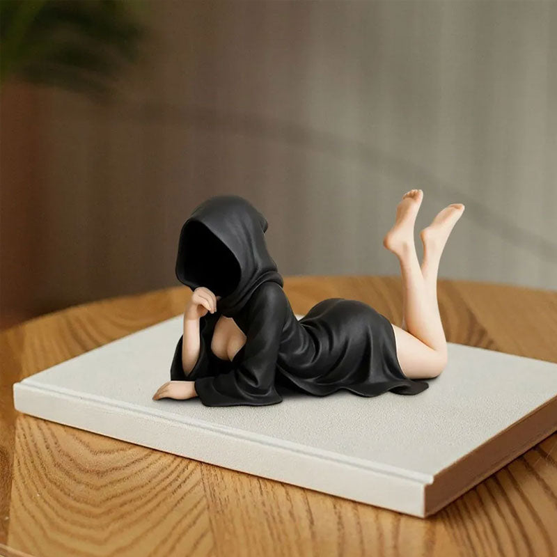 Mystisk staty – Drottning i svart dekorativ figur