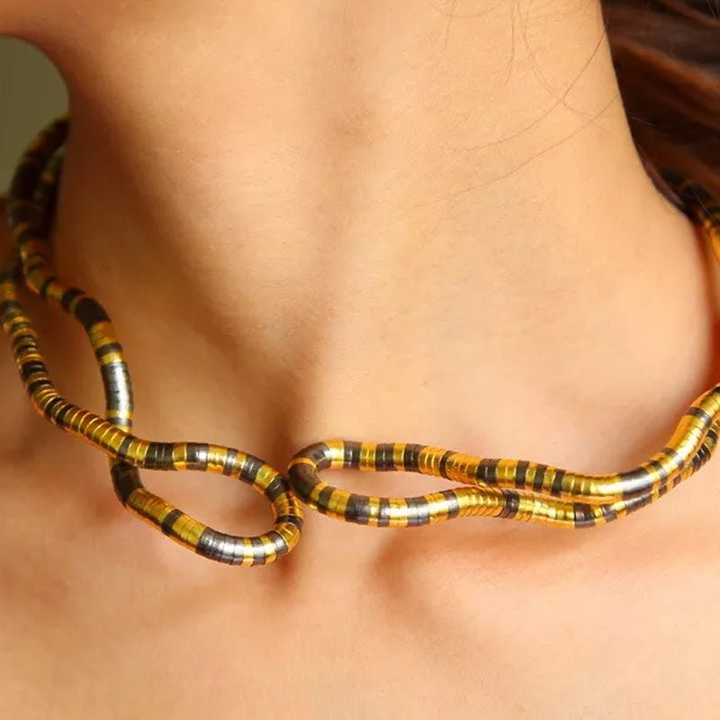 ✨Böjt Snake Chain Necklace✨