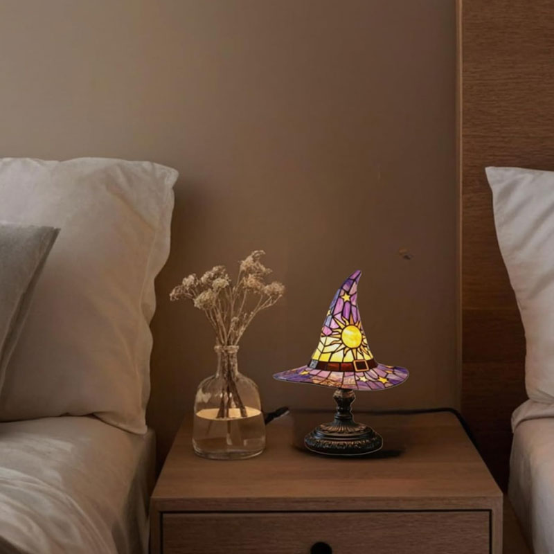 Häxhatt nattlamp
