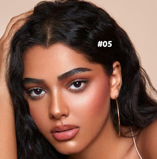 Concealer stick-Kraftfull täckning för felfri hud