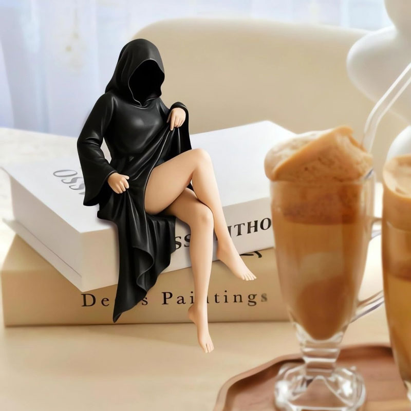 Mystisk staty – Drottning i svart dekorativ figur