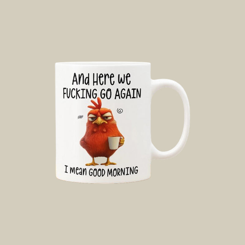☕ ”Nu börjar det igen, för helvete” Angry Chicken-mug
