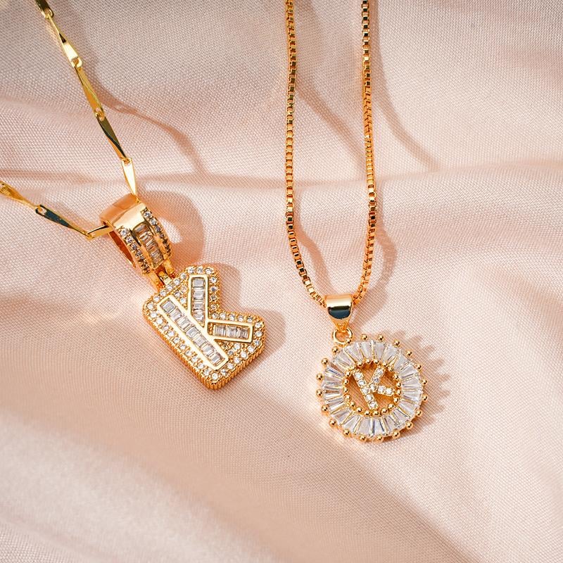 ⭐50% RABATT⭐Alfabetet Hängsmycke Halsband Set