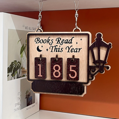 Wooden sign for the annual reading 📚✨