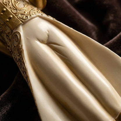 Regal Heirloom Rabbit Figurine