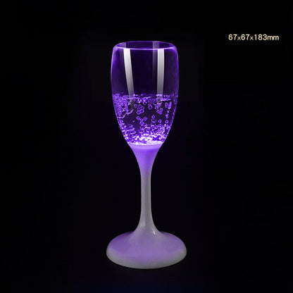 🔥I mörkret, ljusa champagneglas