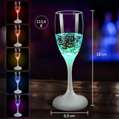 🔥I mörkret, ljusa champagneglas