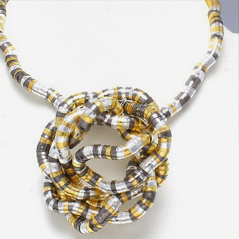 ✨Böjt Snake Chain Necklace✨