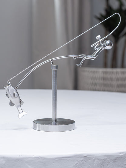 🔥Sista dagen 49 % RABATT🎣Skulpturen The Fisherman Balancing
