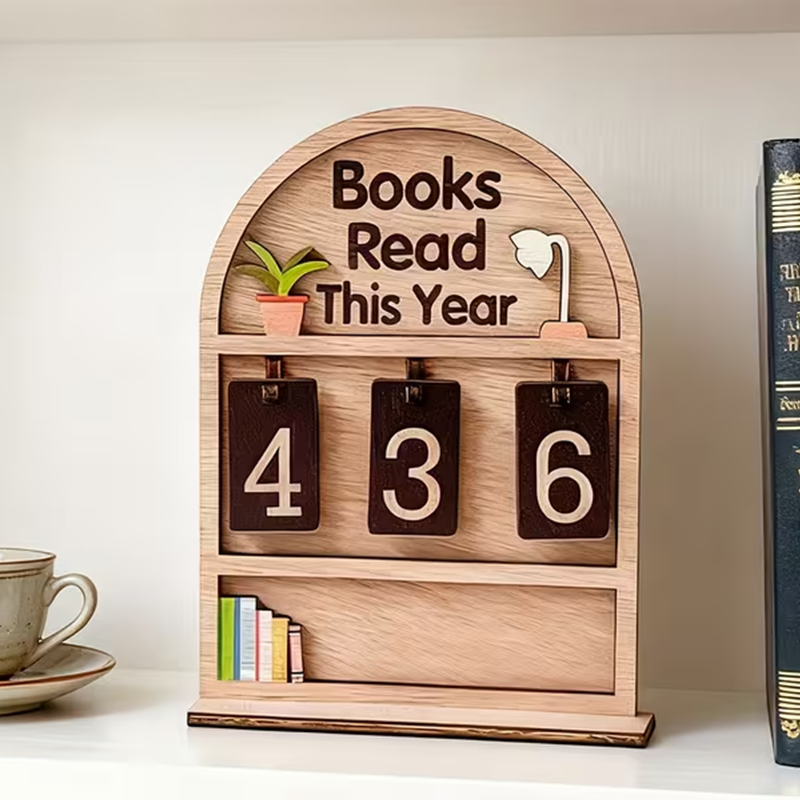 Wooden sign for the annual reading 📚✨